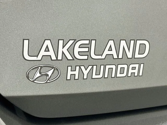 New 2026 Hyundai ELANTRA SE
