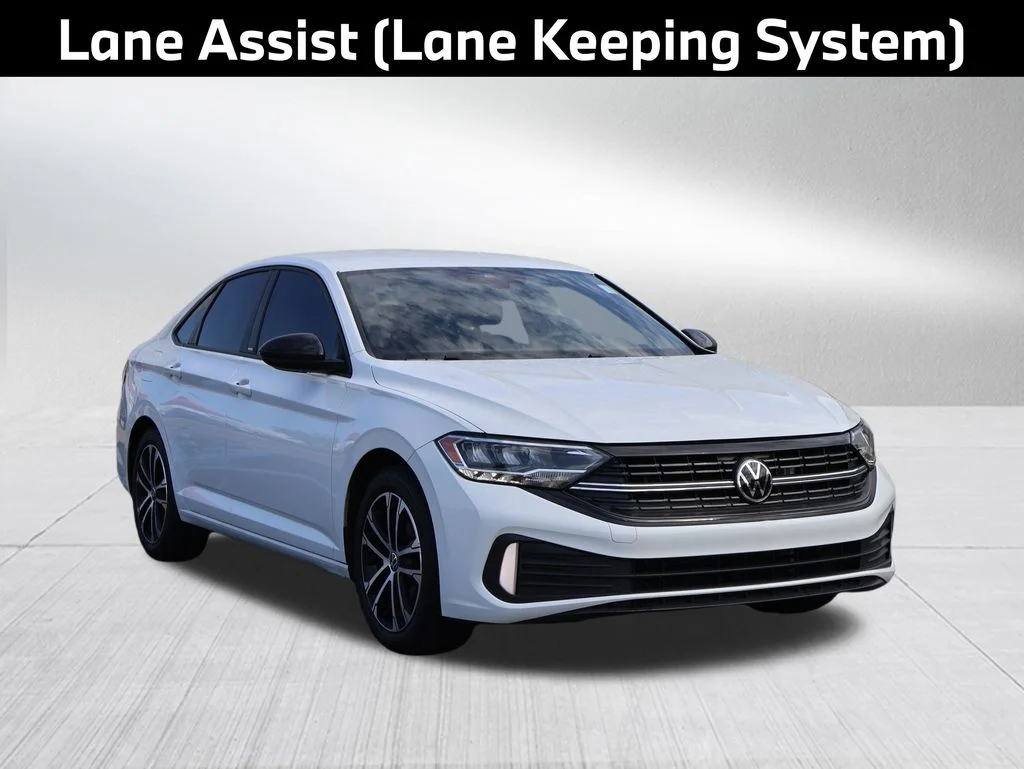 Used 2023 White Volkswagen 1.5T Sport image 13