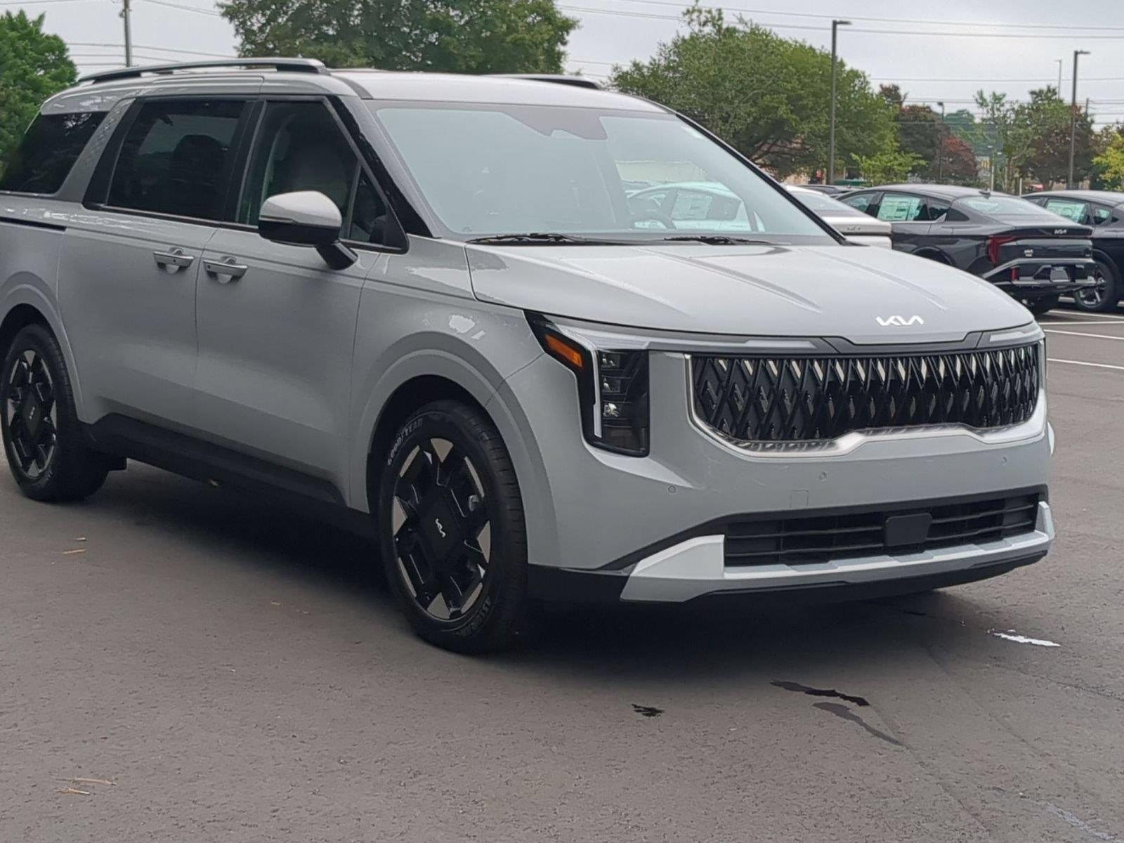 New 2026 Ceramic Silver Kia EX image 7
