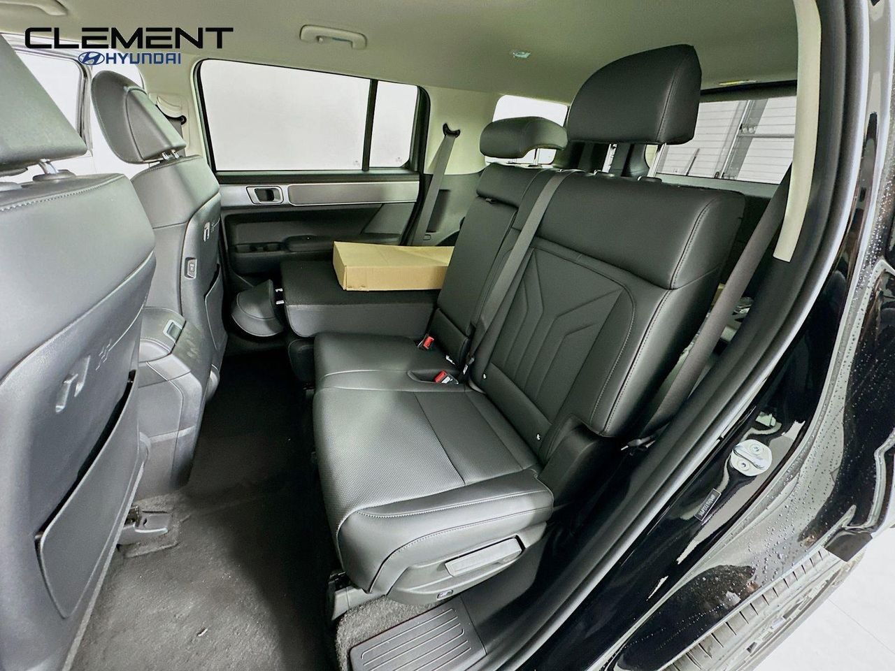 New 2026 Black Hyundai SEL AWD image 27