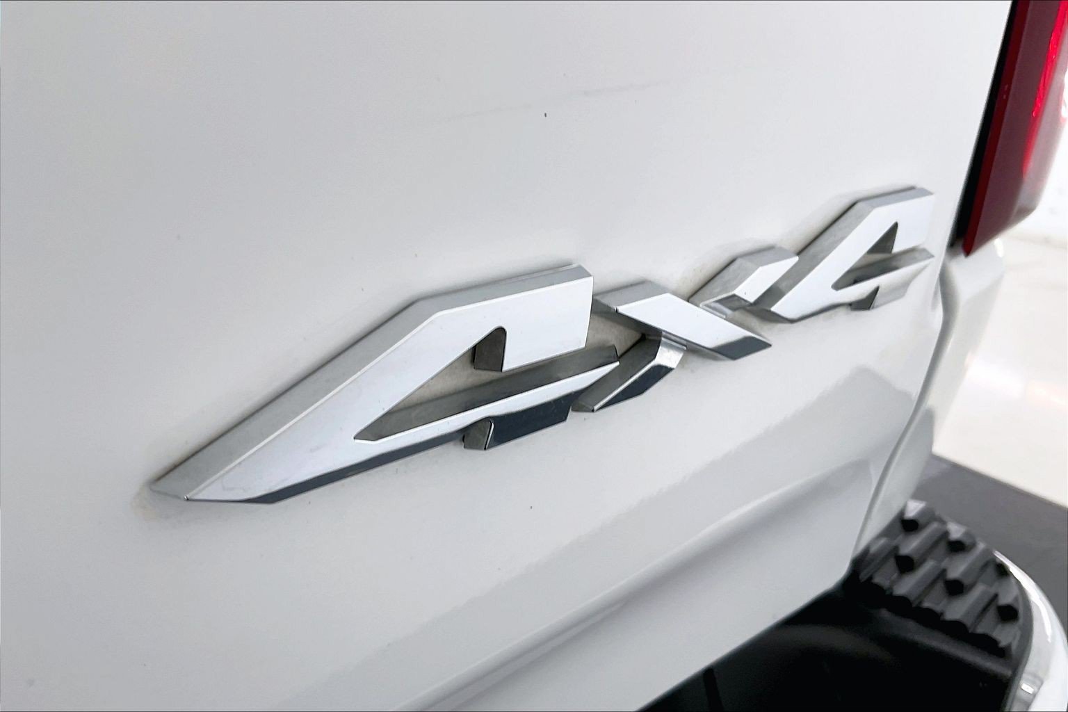 Used 2025 Bright White Clearcoat Ram Laramie image 7
