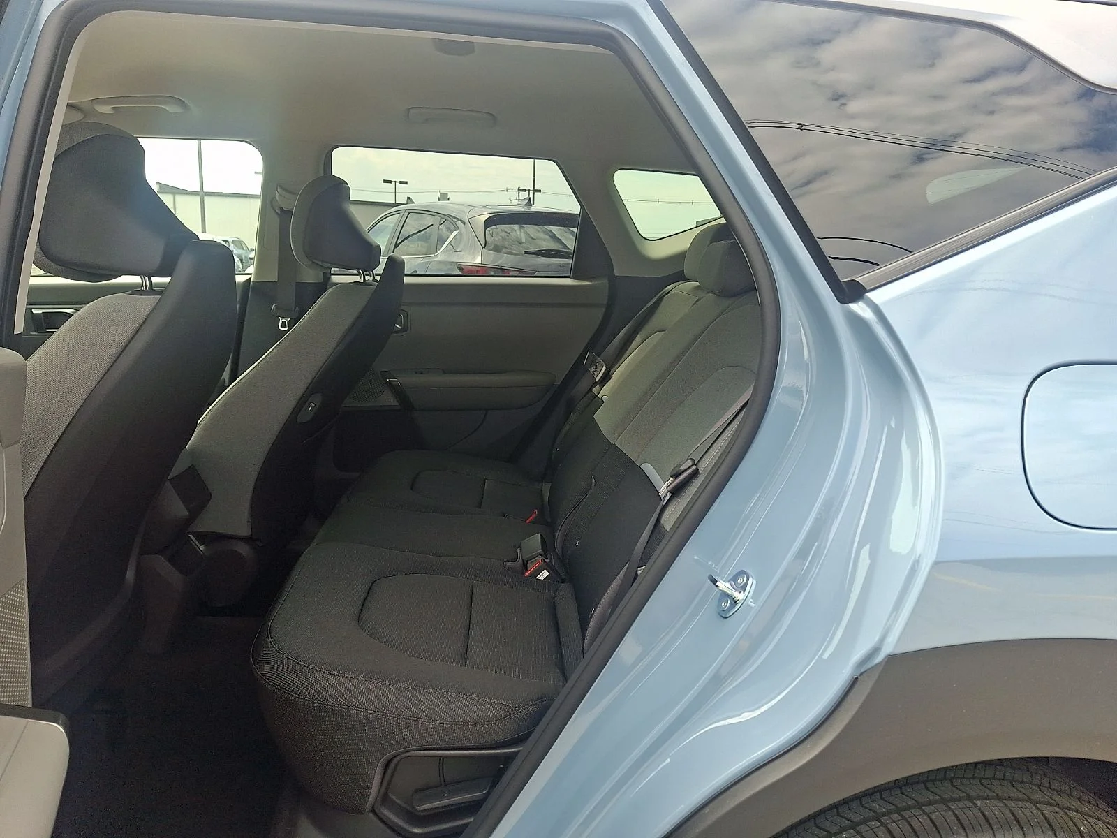 New 2027 Blue Kia S image 9