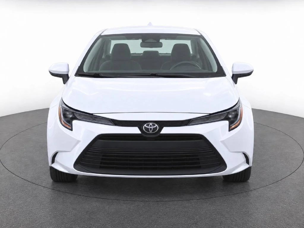 Used 2023 White Toyota LE image 5
