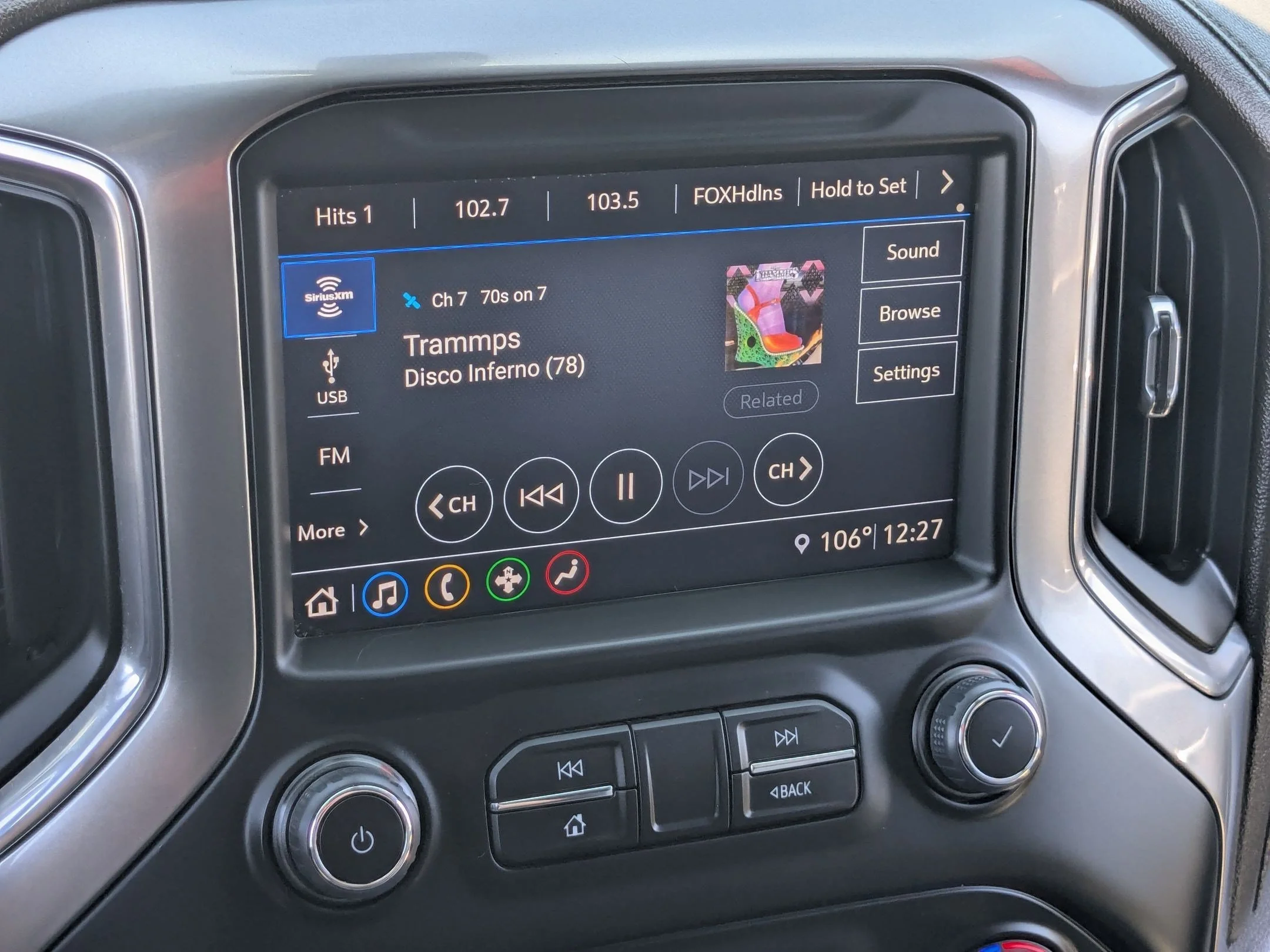 Used 2022 Summit White Chevrolet LT image 23
