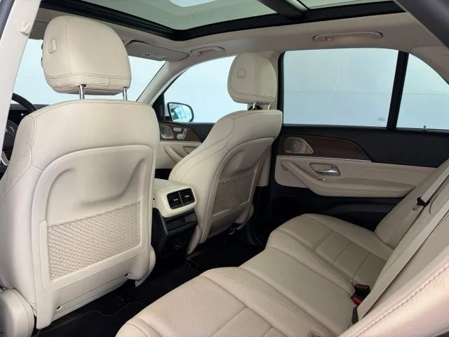 Used 2022 White Mercedes-Benz GLE 350 image 33
