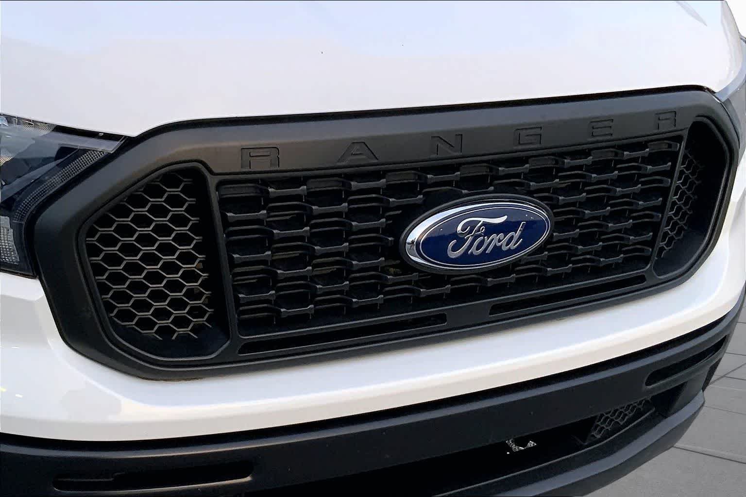 Used 2023 Oxford White Ford XL image 31