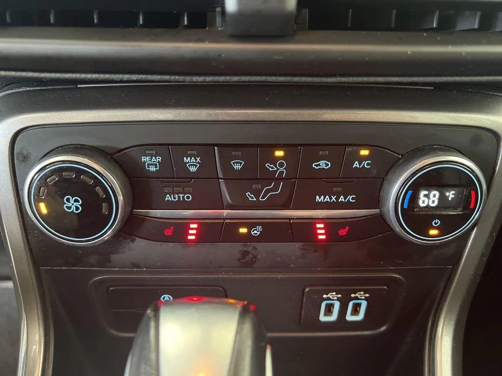 Used 2021 Blue Metallic Ford SES image 16