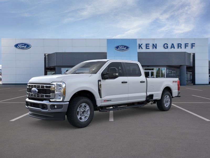 New 2026 Oxford White Ford XLT image 1