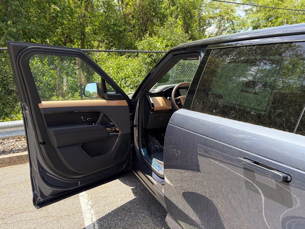 New 2026 Blue Land Rover Dynamic SE image 9