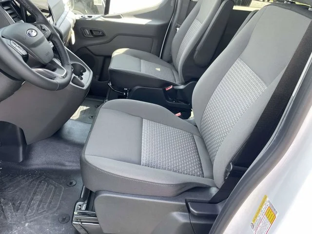 New 2026 Oxford White Ford XLT image 29