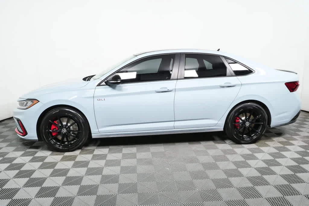 New 2026 Monument Gray w/Deep Black Roof Volkswagen Autobahn image 28