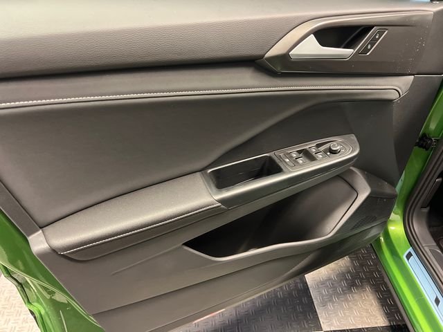 New 2026 Green Volkswagen 1.5T SE Black image 7