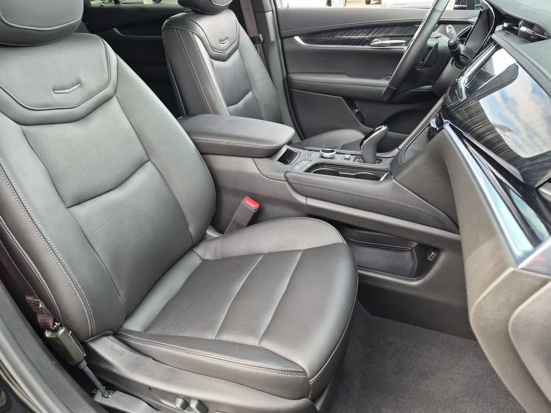 2023 Cadillac XT6 Premium Luxury - Photo 28