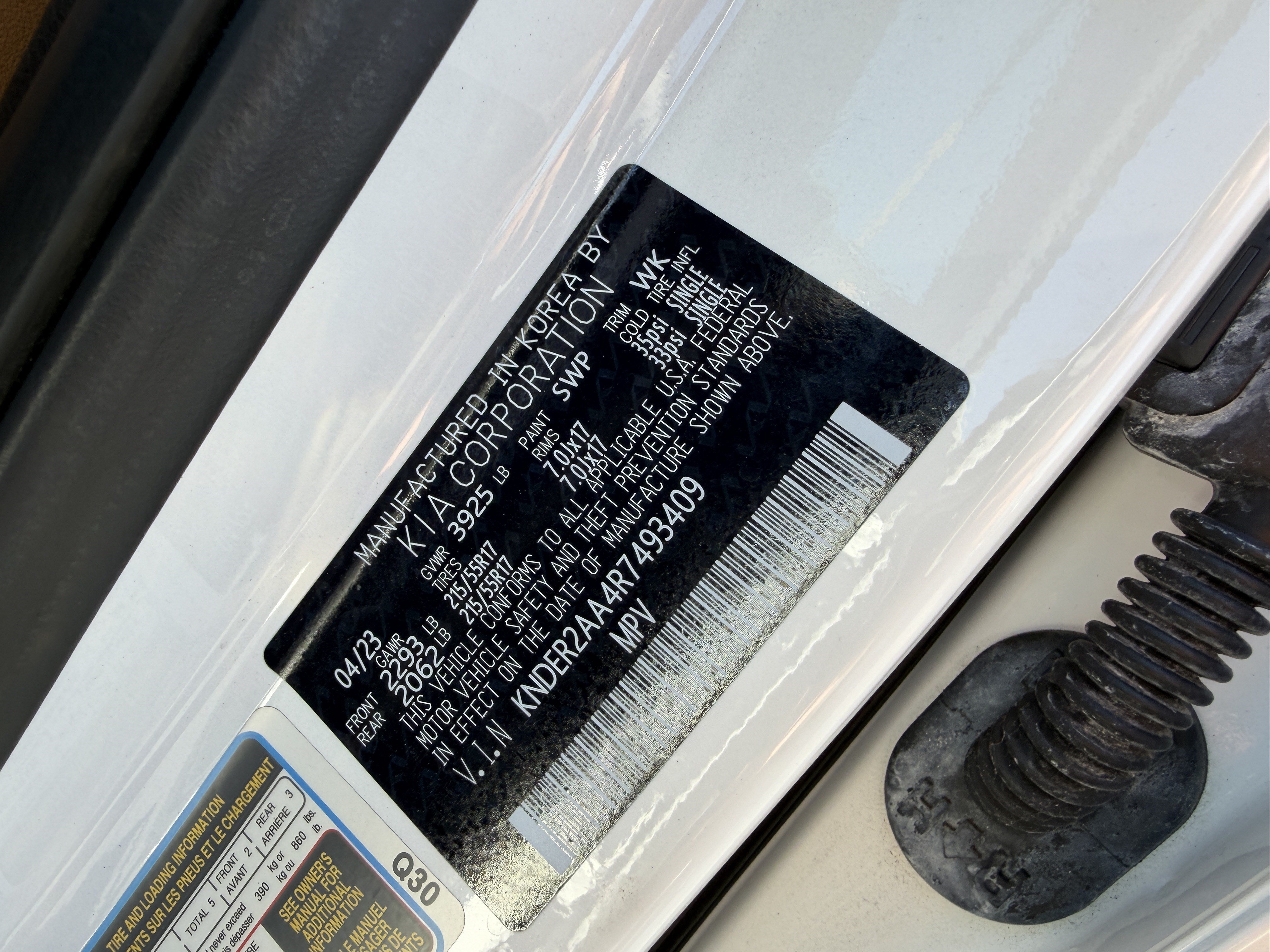Certified Used 2024 Snow White Pearl Kia EX image 29