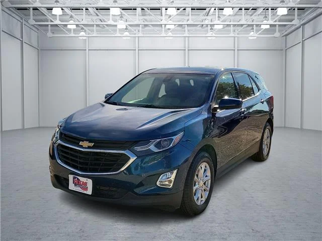 Used 2020  Chevrolet LT w/1LT Front-wheel Drive image 1