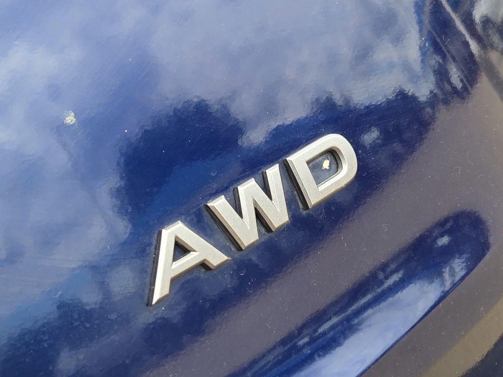 Used 2025 Blue Nissan SV image 31
