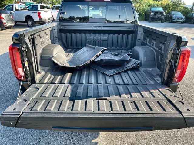 Used 2023 Black GMC SLT image 20