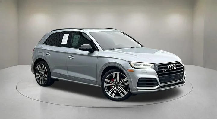 2020 Audi SQ5 3.0 quattro Tiptronic Premium Plus's photo