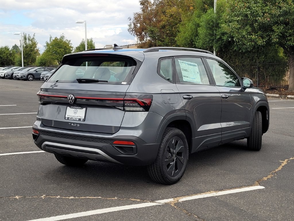 New 2027 Gray Volkswagen 1.5T S image 5