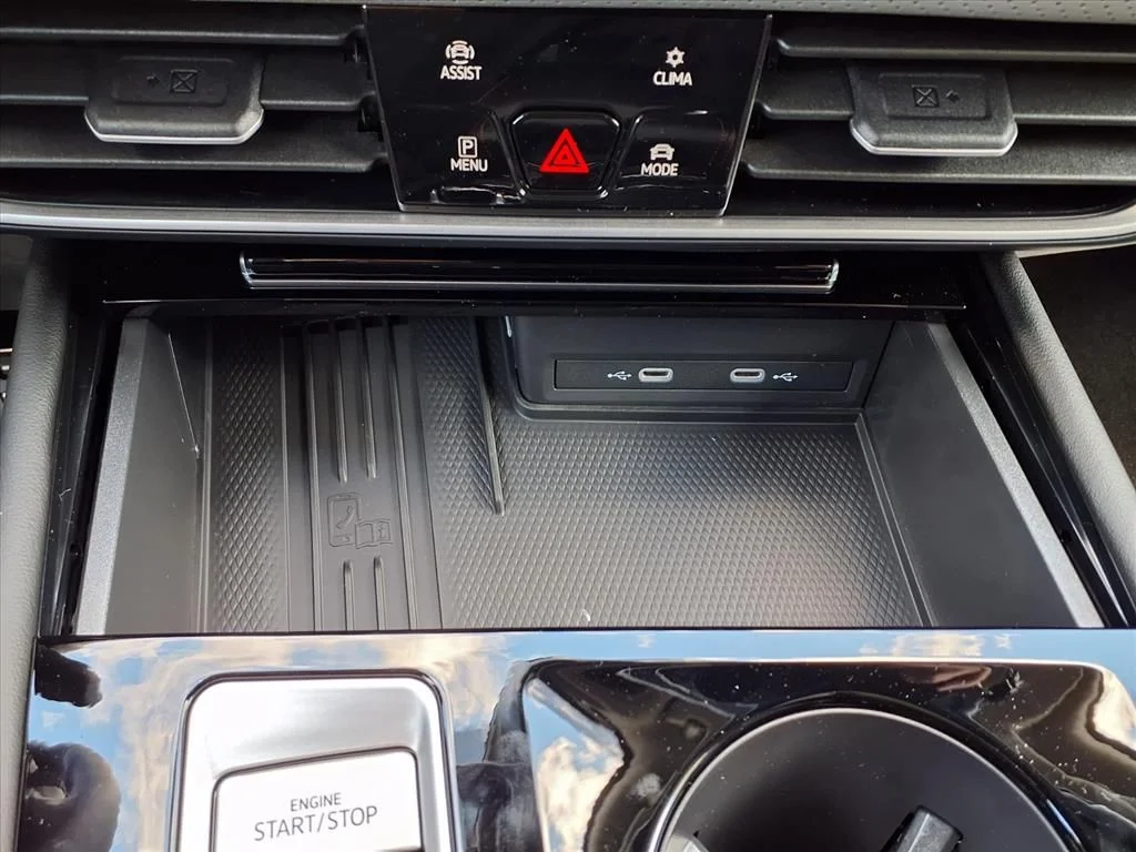 New 2026 opal white pearl Volkswagen Peak Edition image 20