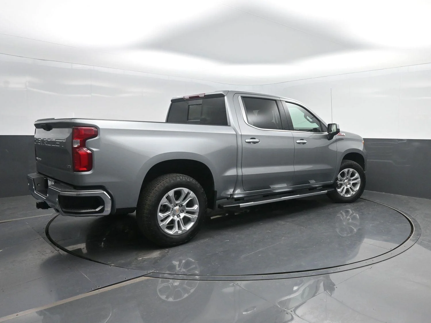 Used 2025 Sterling Gray Metallic Chevrolet LTZ image 2
