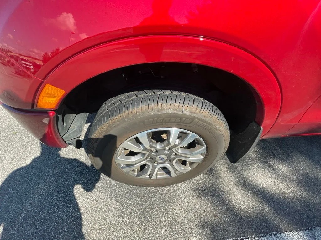 Used 2020 Red Ford Lariat image 20