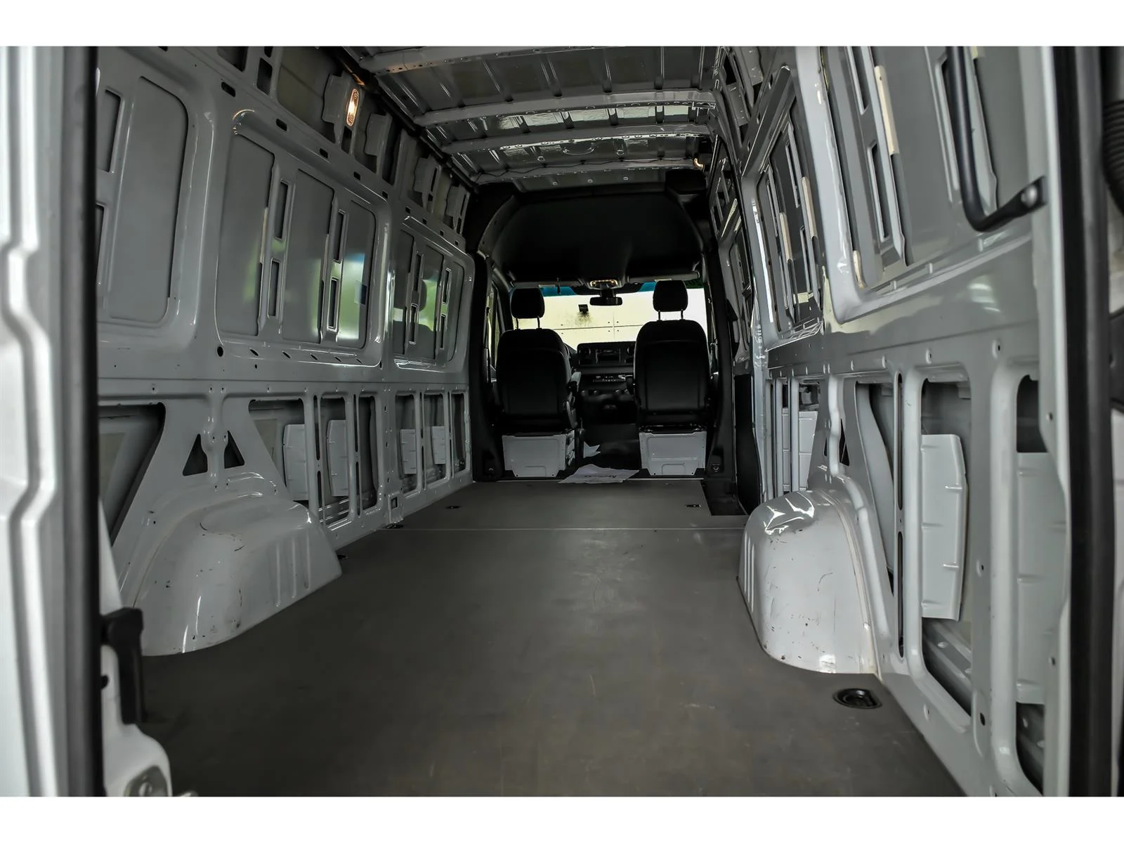 Used 2023 White Mercedes-Benz 2500 image 6