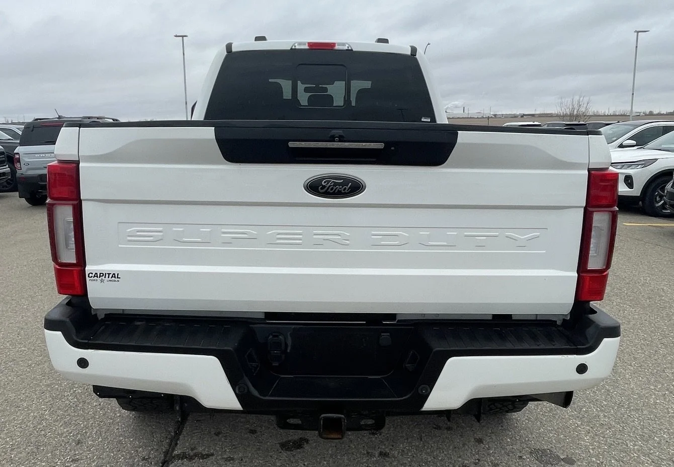 Used 2022 WHITE Ford LARIAT SuperCrew image 4