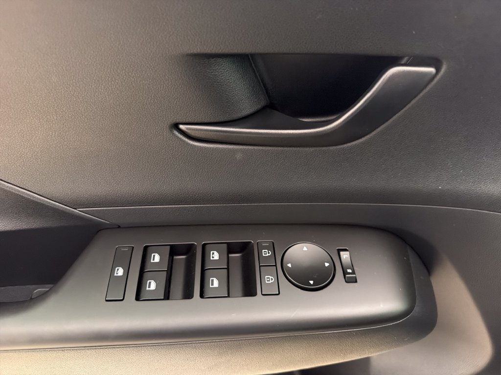 Used 2025 Gray Hyundai SEL image 11
