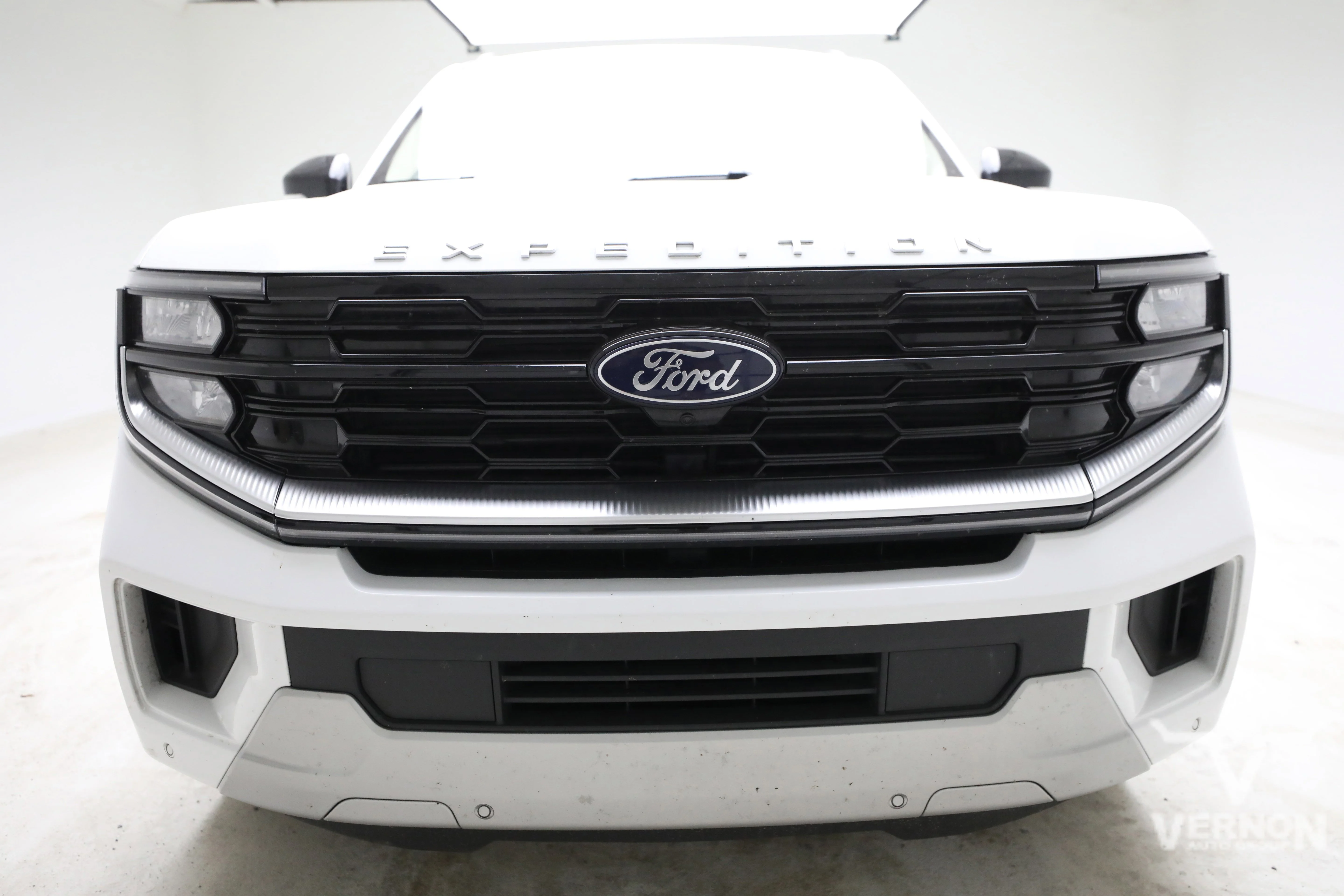 Pre-Owned 2025 Ford Expedition Platinum 4x4