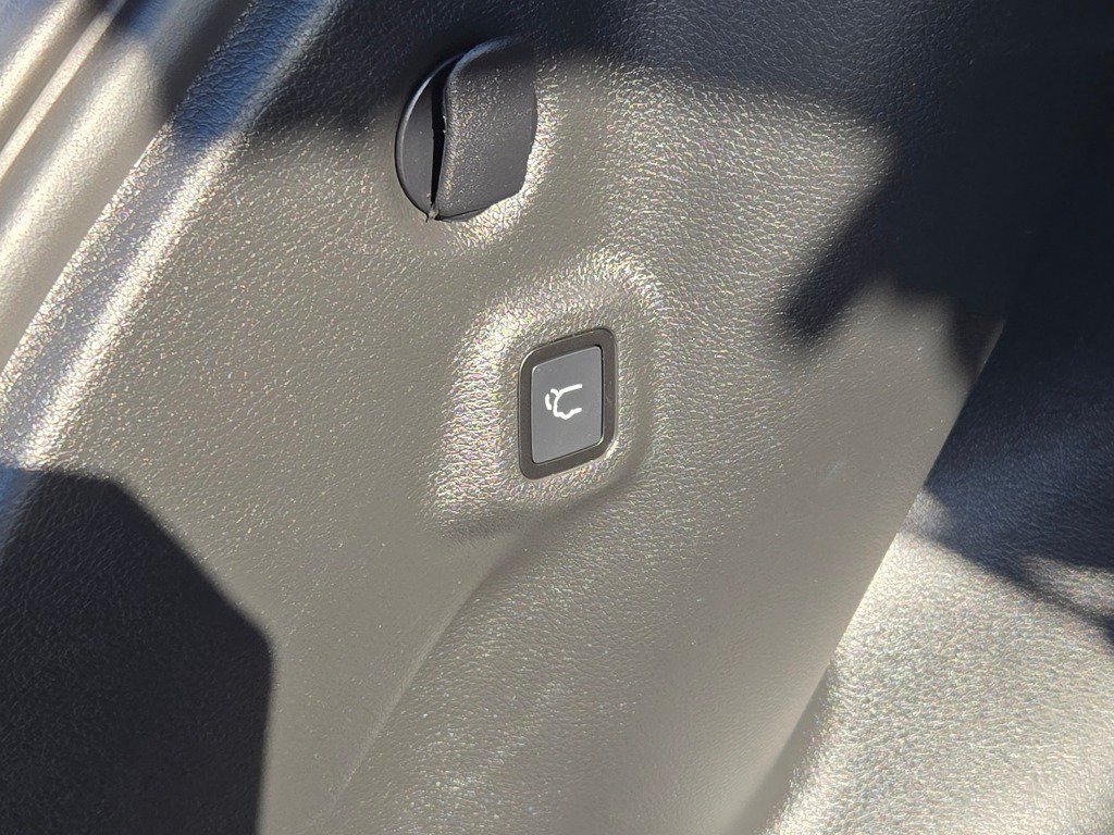 2022 Jeep Compass Latitude Lux - Photo 15
