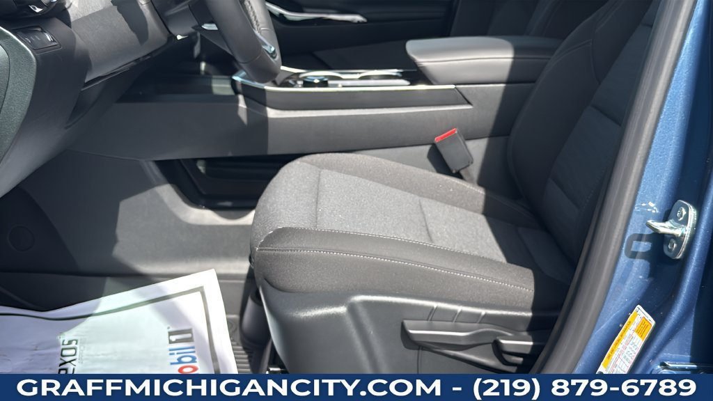 2027 Chevrolet Equinox LT - Photo 25