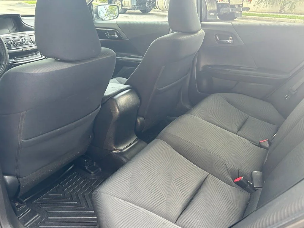 Used 2016 Gray Honda LX image 34