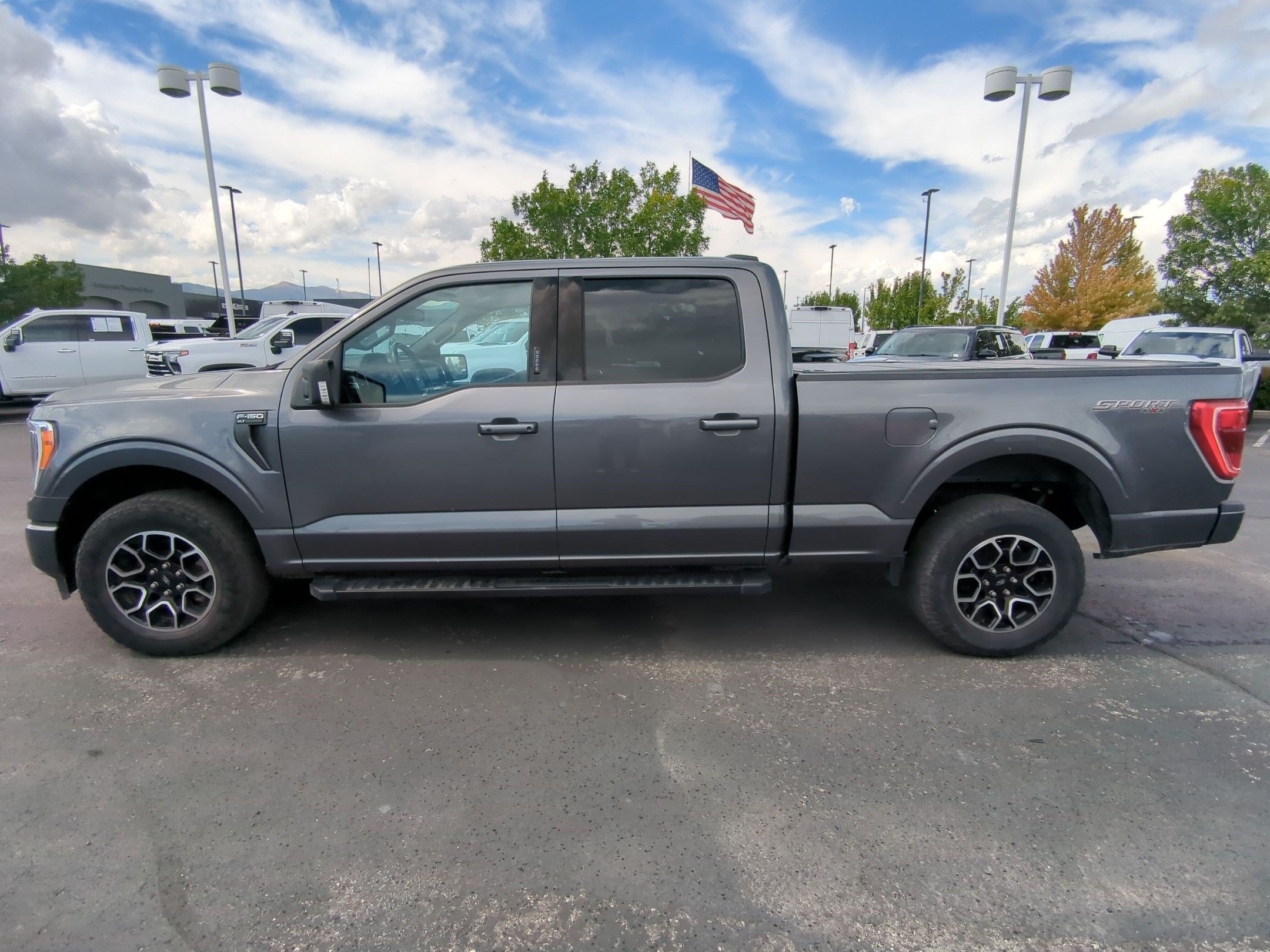 Used 2023 Blue Ford XLT image 7
