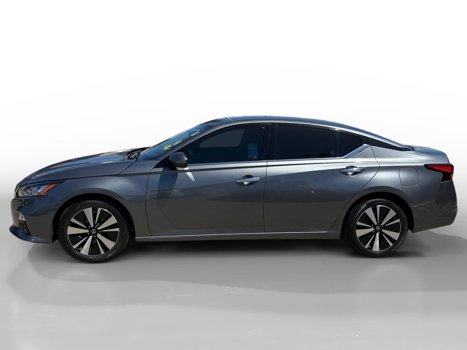 1N4BL4DV1KC121740