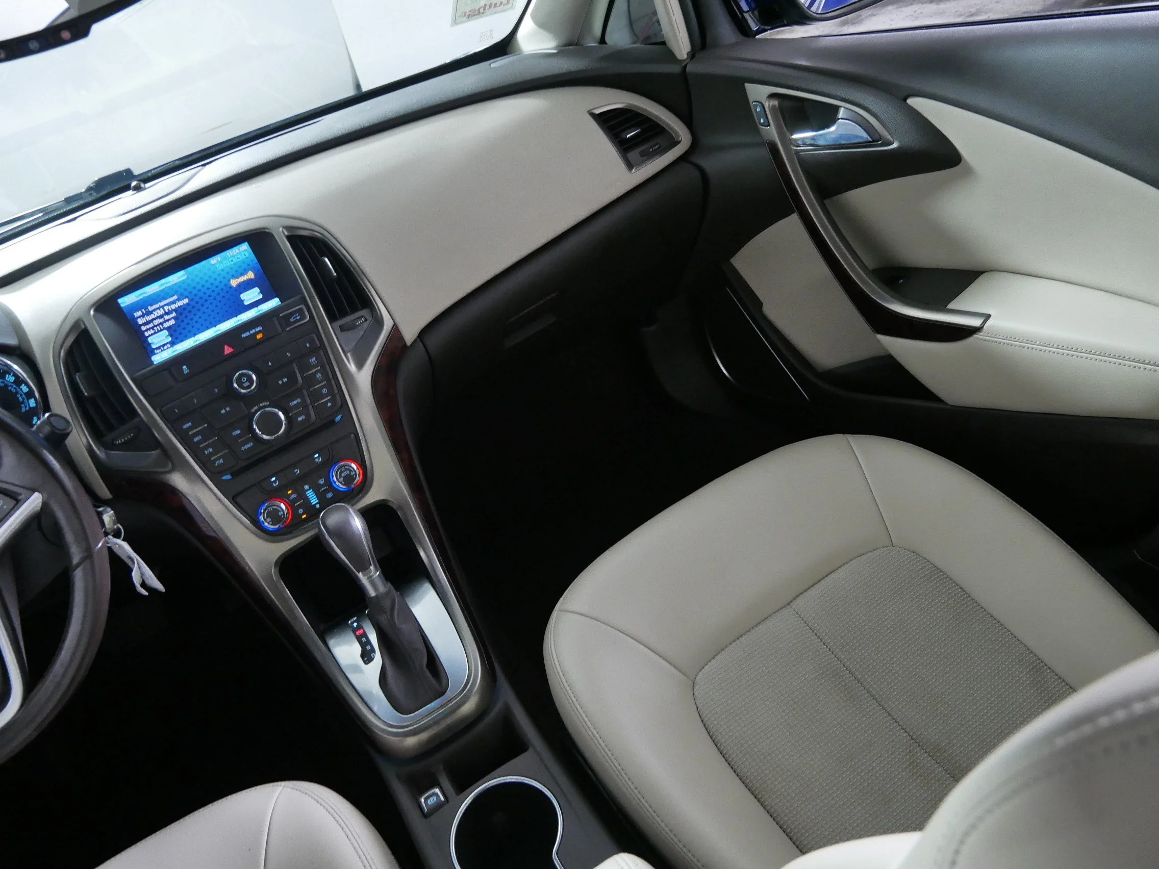 Used 2013 Luxo Blue Metallic Buick  image 11