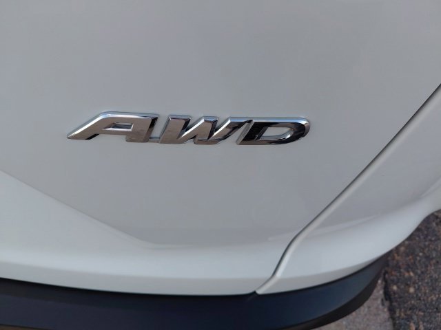 Used 2019 White Honda EX-L image 32