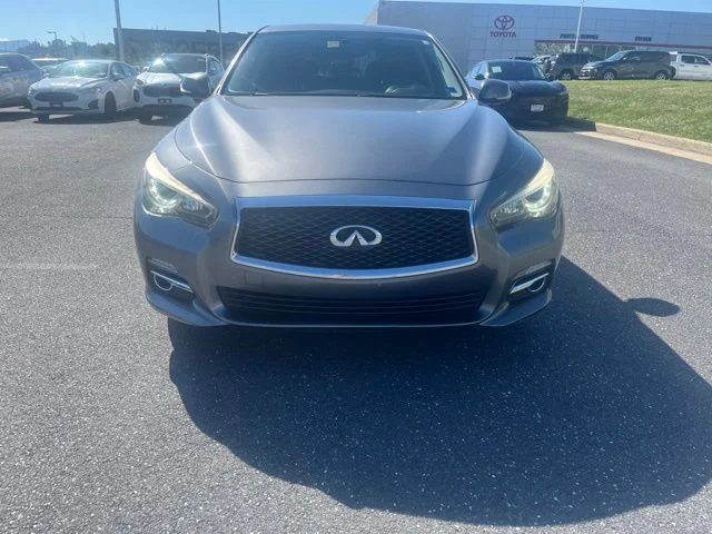 Used 2017 Gray INFINITI 3.0t Premium image 3