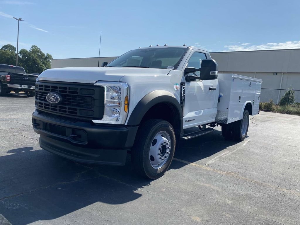 2025 Ford F-450 Super Duty Chassis Cab XL - Photo 7