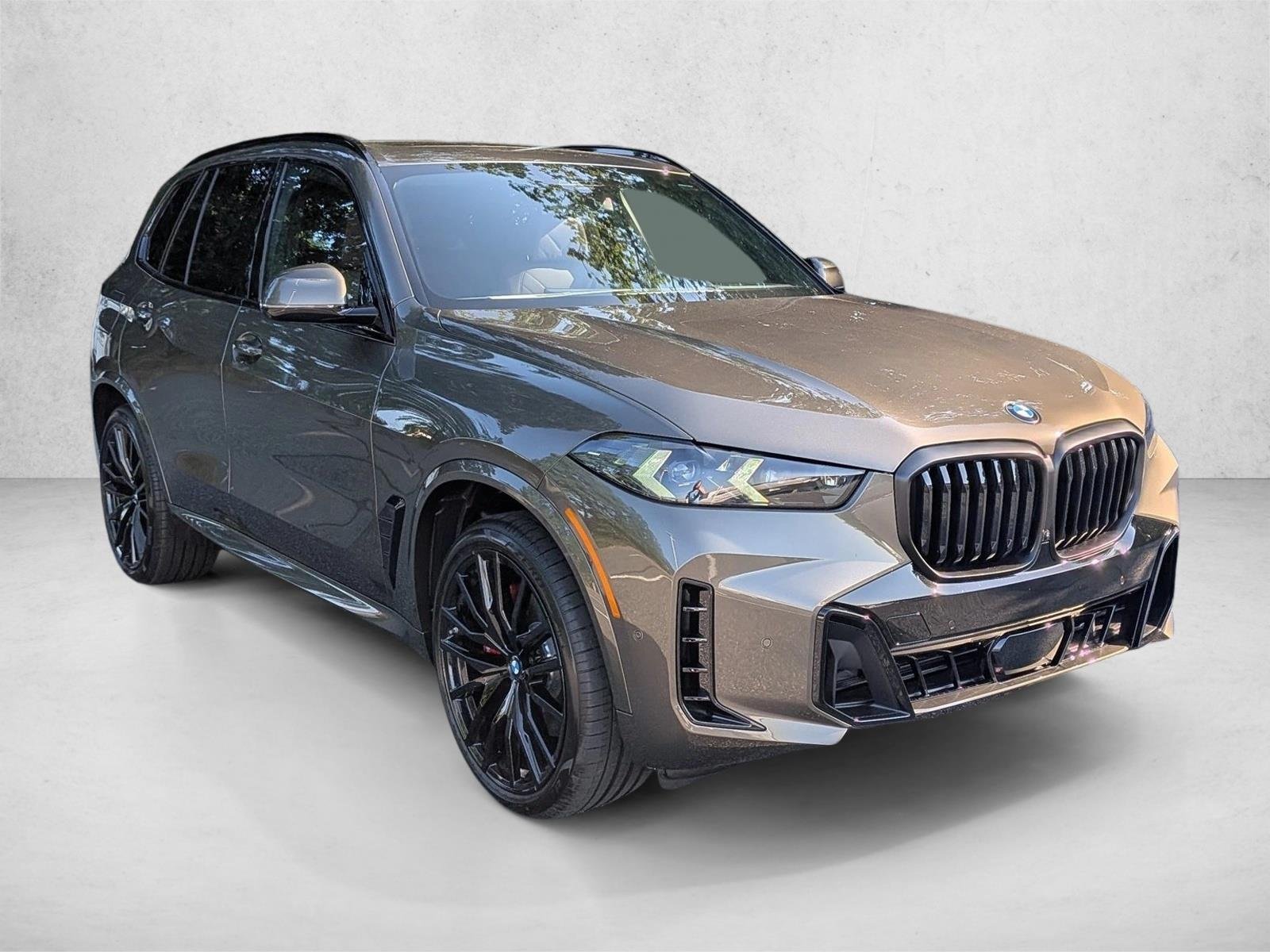 Used 2026 Manhattan Green Metallic BMW xDrive40i image 6