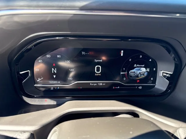 Used 2023 STERLING METALLIC GMC Denali image 19