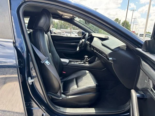 Used 2019 Blue Mazda Preferred image 20