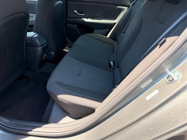 Used 2025 Gray Hyundai SE image 9