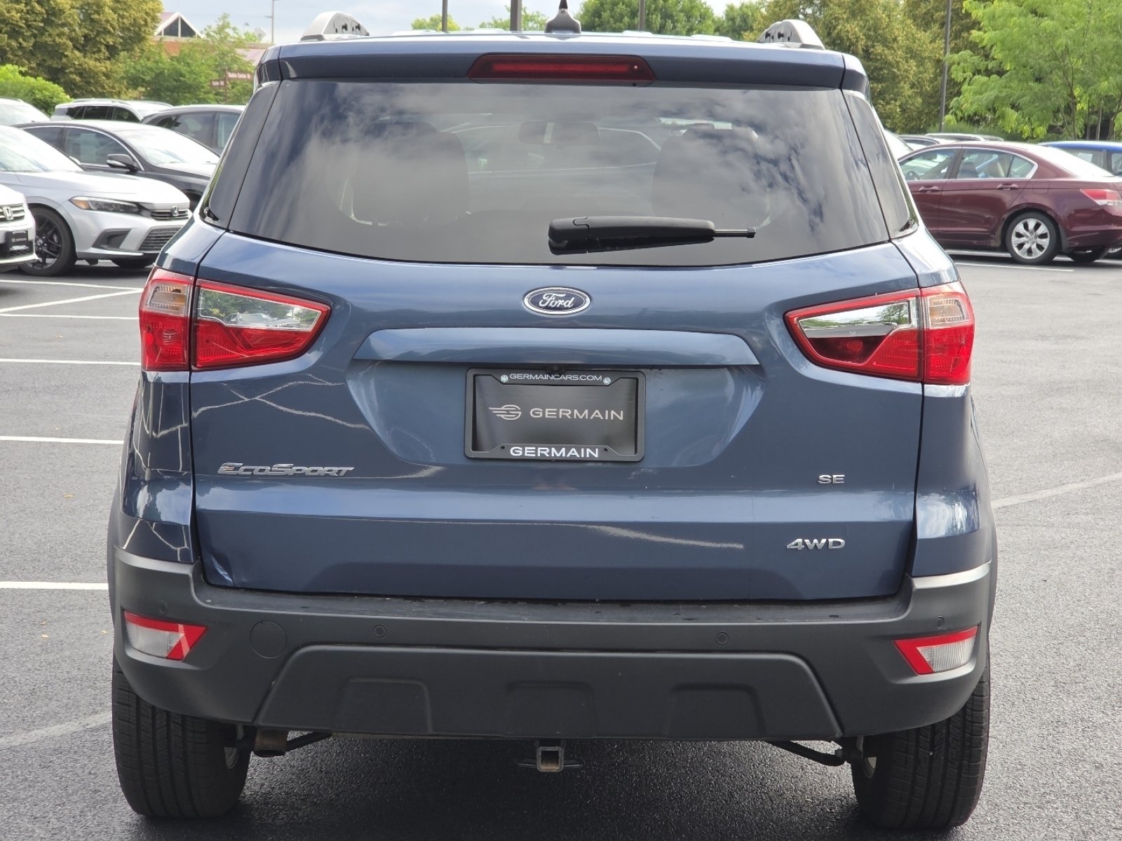 Used 2022 Blue Metallic Ford SE image 18