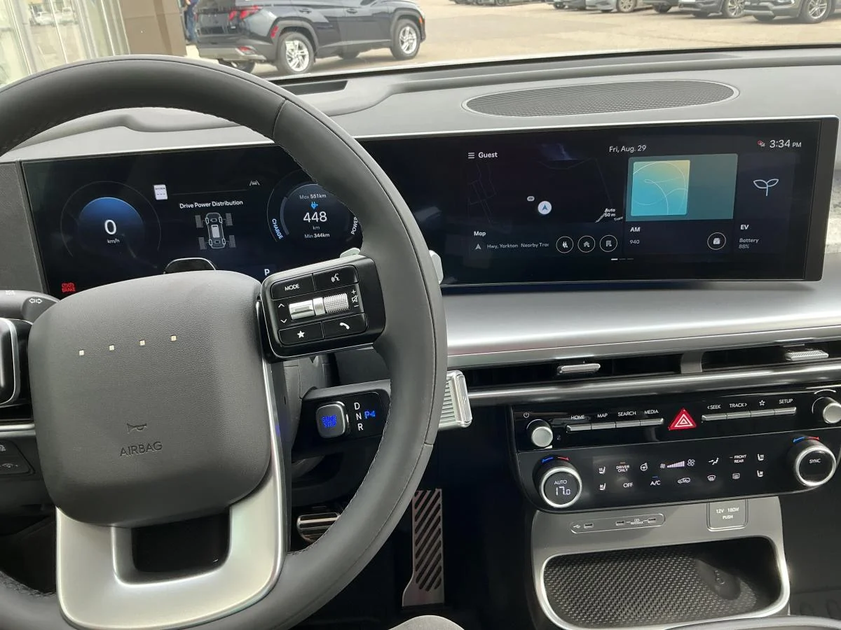 New 2026 White Hyundai Preferred image 26