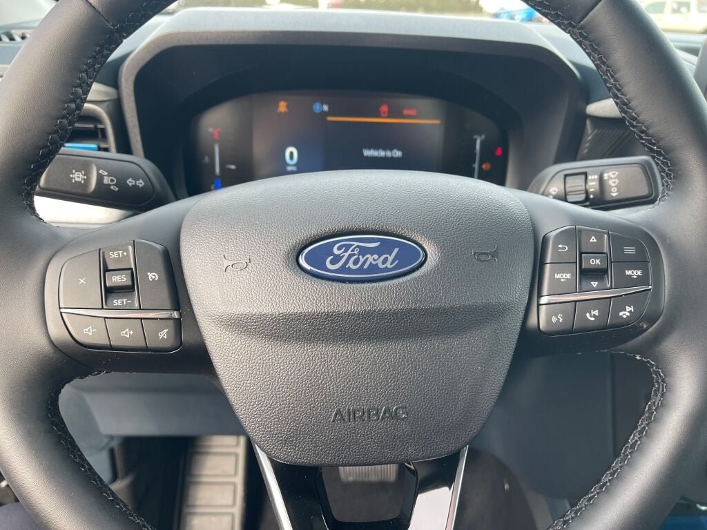 New 2026 Shadow Black Ford XLT image 11