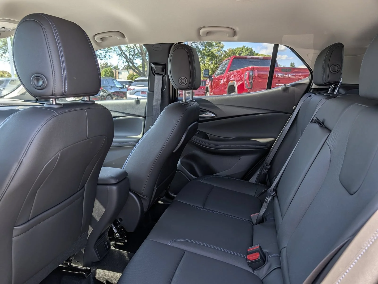 New 2026 Summit White Buick Sport Touring image 5
