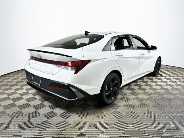 New 2026 Hyundai ELANTRA SEL Sport