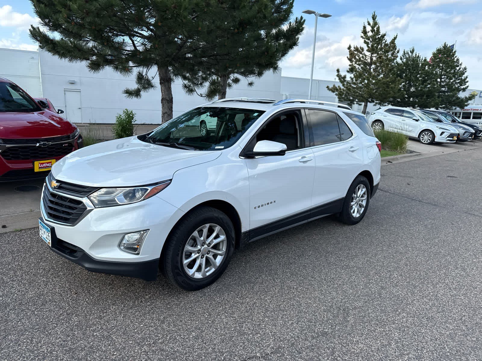 Used 2018 IRIDESCENT PEARL TRICOAT Chevrolet LT image 13