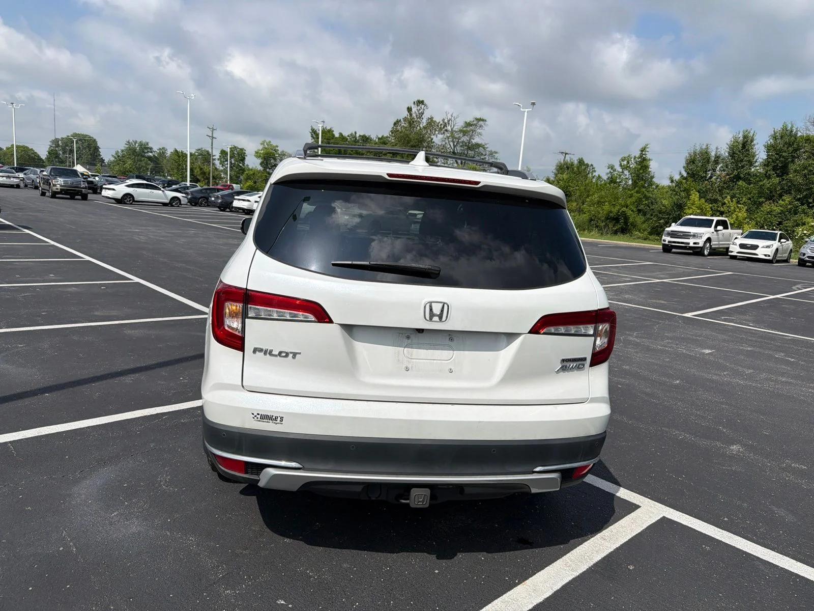Used 2022 White Honda Touring image 5
